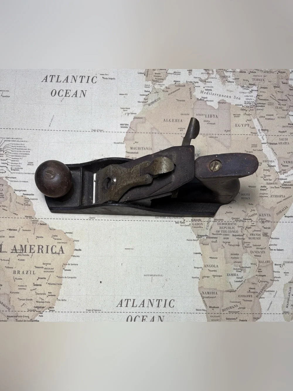 Vintage•Cast Iron Hand Plane With Wooden Handle•Barn Find•Original Patina•As Is
